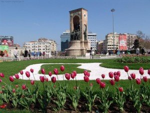 میدان تکسیم استانبول