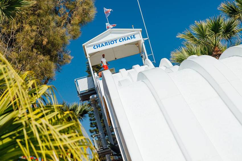 سرسره چاریوت پارک آبی واترورد قبرس