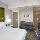 Hotel Cass - A Holiday Inn Express at Magnificent Mile