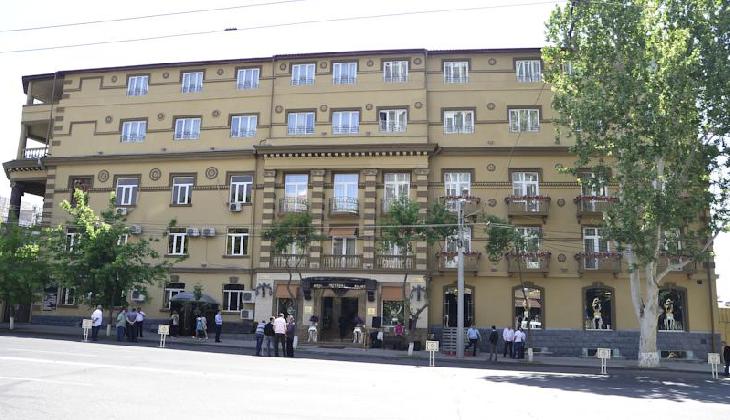 هتل امپریال پالاس