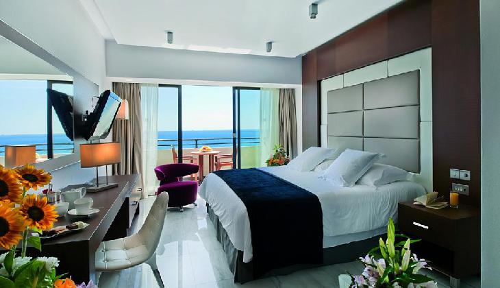 هتل آماتوس بیچ