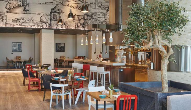 هتل هیلتون سالوا بیچ ریزورت