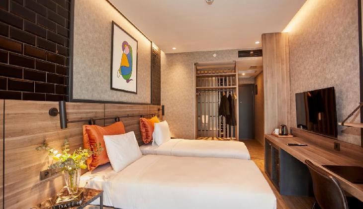 هتل آوانتگارد شیشلی