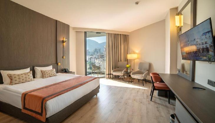 هتل پیا بلا گیرنه قبرس شمالی