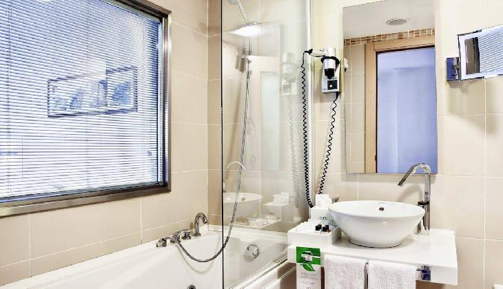 هتل بست وسترن ارسین تکسیم