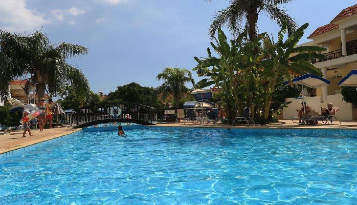 Jacaranda Hotel Apartments