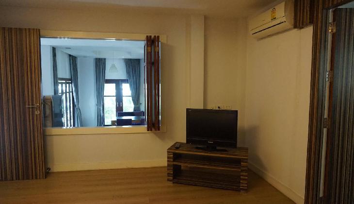 Replay Pool Villa Beachfront