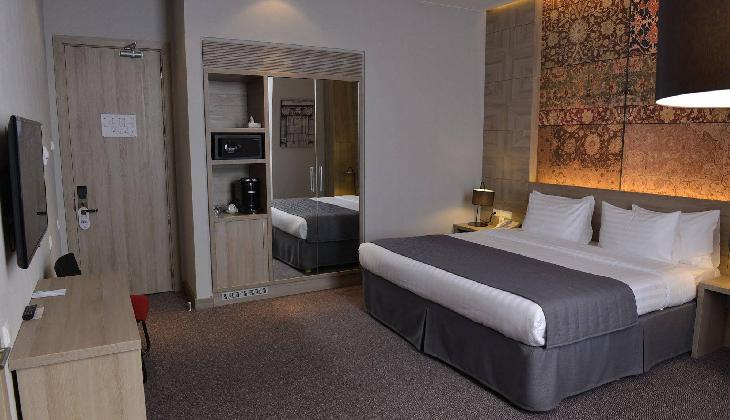 هتل ریپابلیکا ایروان