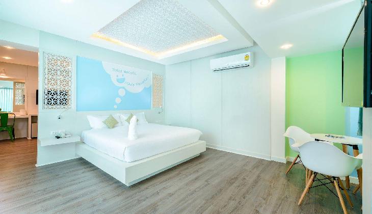 The Tint At Phuket Town