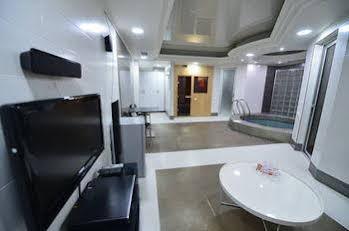 هتل دلوکس ایروان