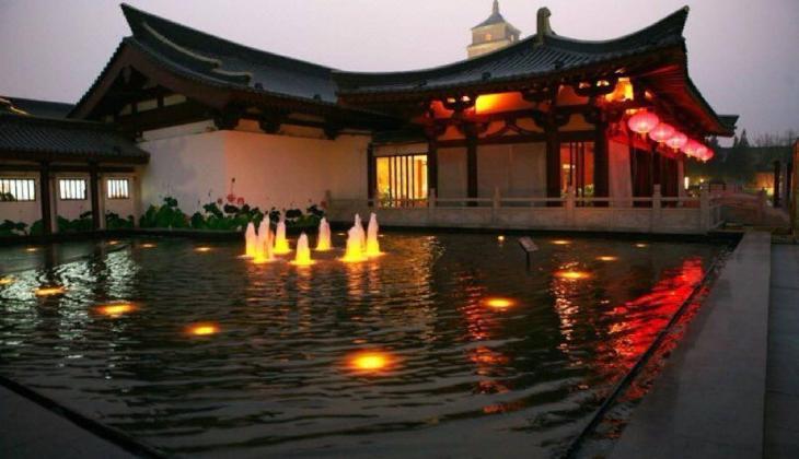 Tang Dynasty Art Garden Hotel