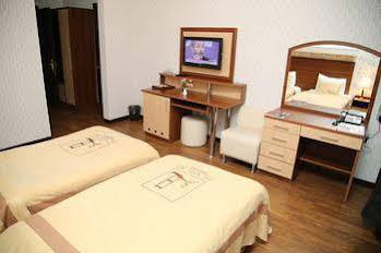 Bosfor Hotel Baku