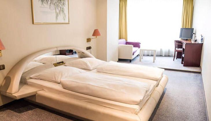 Hotel Panorama am Adenauerplatz