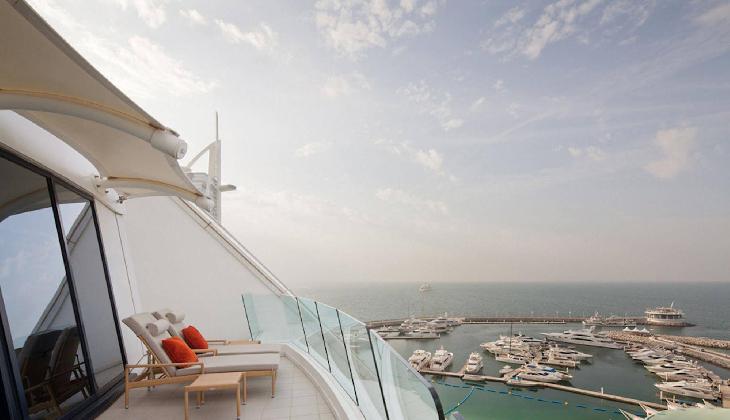 هتل جمیرا بیچ