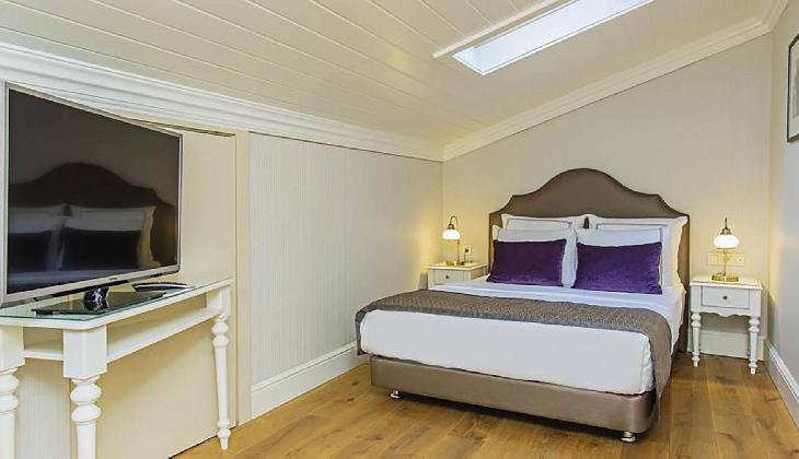 Meroddi Galata Mansion