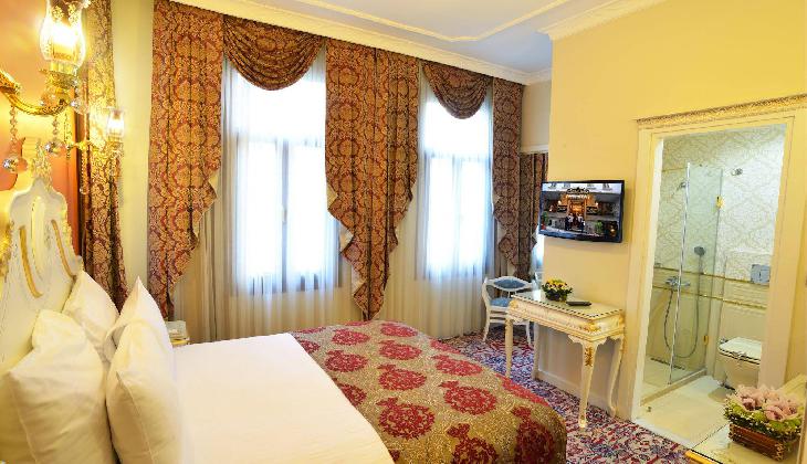 By Murat Crown Hotels - Asmalımescit