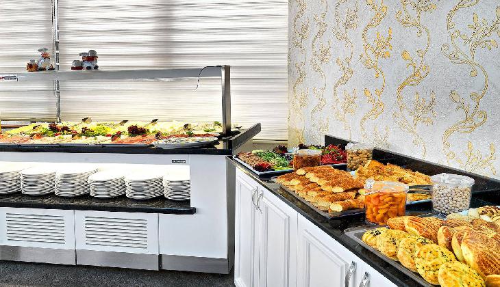 هتل وایت مونارچ