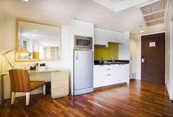 Urbana Langsuan, Bangkok