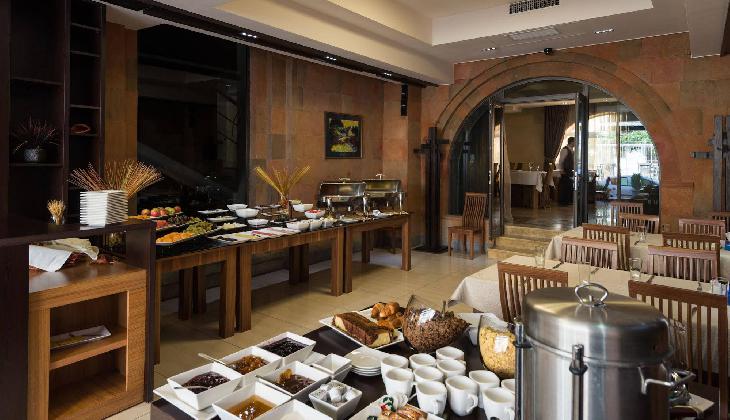 هتل باس بوتیک