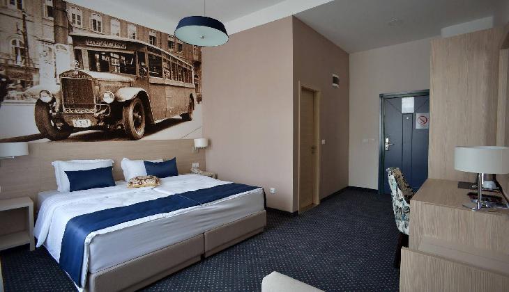 Five Points Square City Center