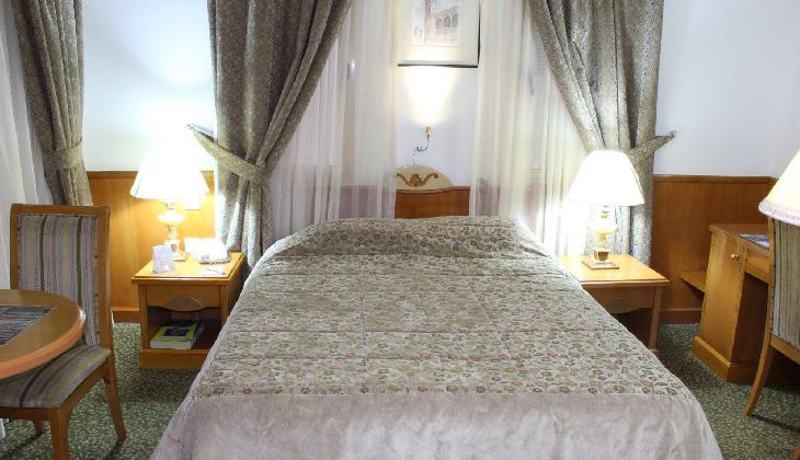 هتل زین اینترنشنال