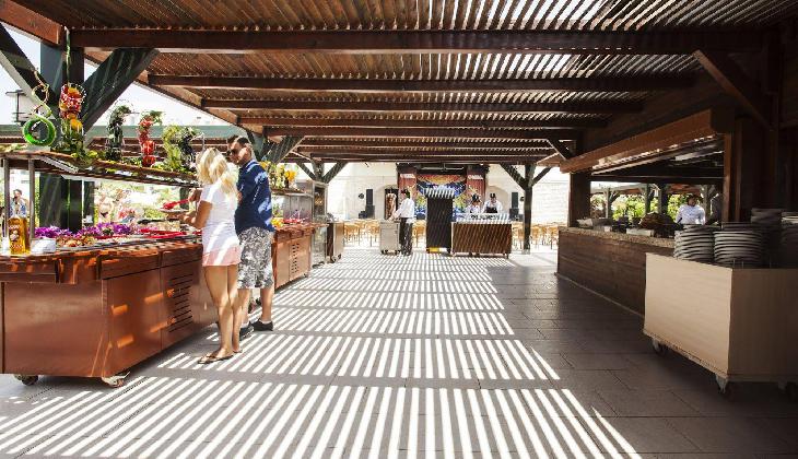 هتل ورا میر ریزورت