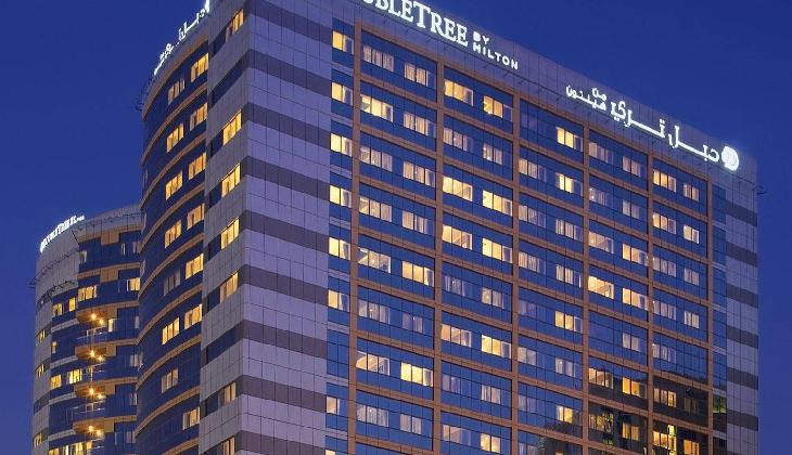 هتل و مجوعه اقامتی دابل تری بای هیلتون دبی - البرشا