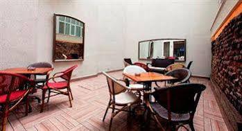 Collage Taksim Hotel