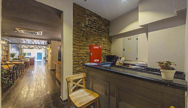 Meroddi Galata Mansion