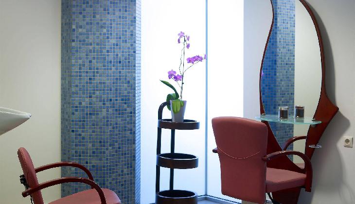 Macaris Suites & Spa