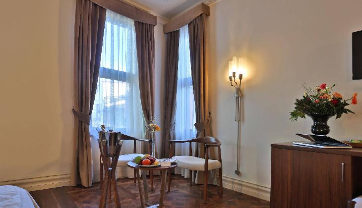 هتل تکسیم لانژ