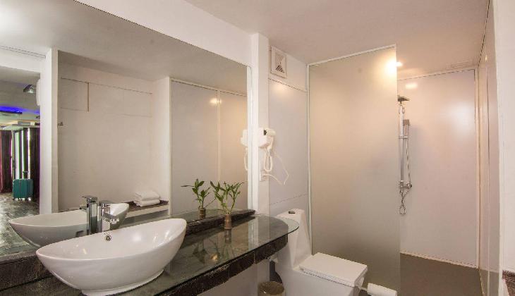 Angkor Elysium Suite