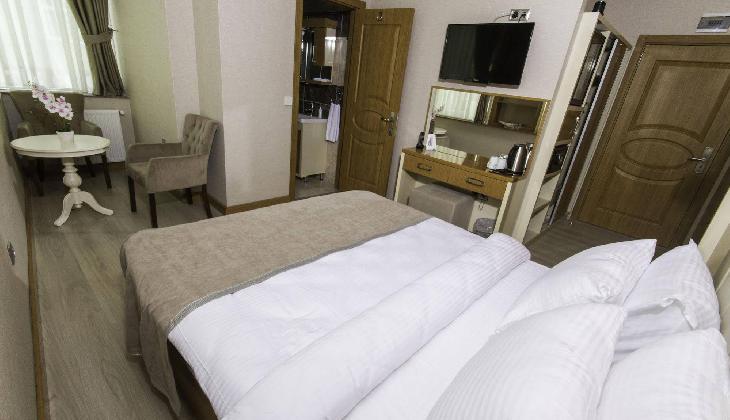 De Maison Airport Hotel