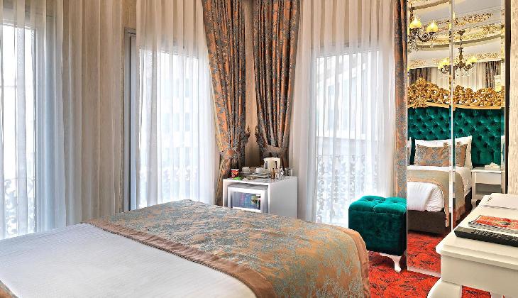 هتل وایت مونارچ