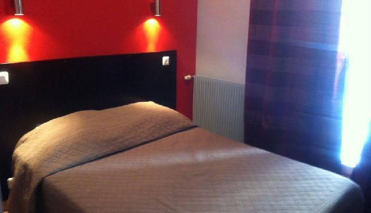 Hipotel Paris Buttes Chaumont Pyrénées