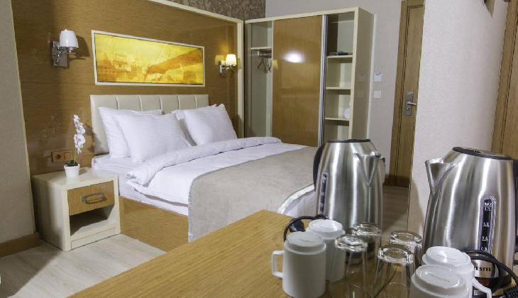 De Maison Airport Hotel