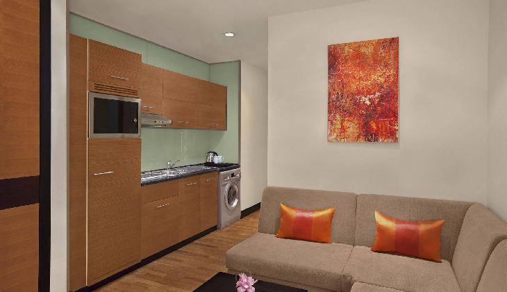 هتل و مجوعه اقامتی دابل تری بای هیلتون دبی - البرشا