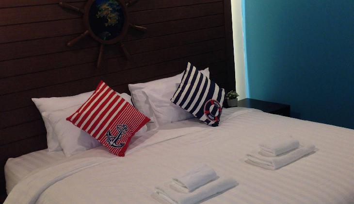 Bed by Cruise Hotel @Samakkhi-Tivanont