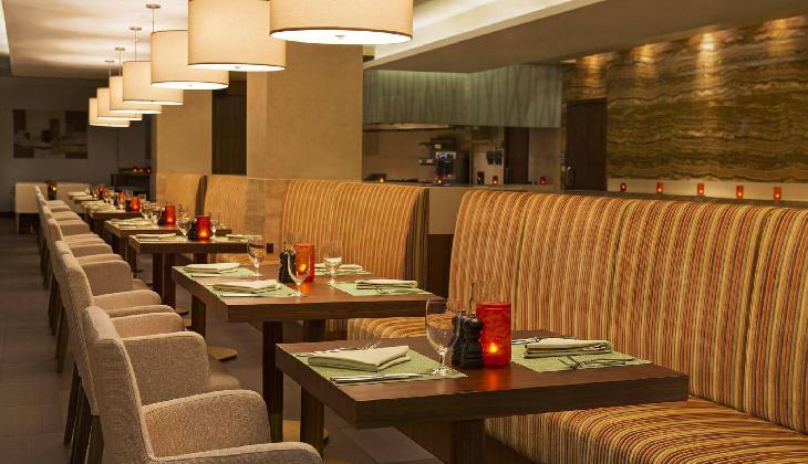 هتل و مجوعه اقامتی دابل تری بای هیلتون دبی - البرشا