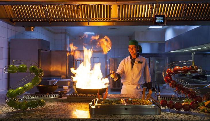 هتل ورا میر ریزورت