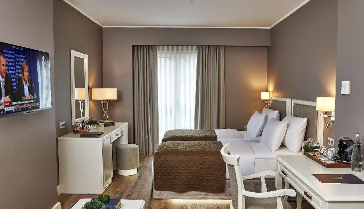 Renata Suites Boutique Hotel