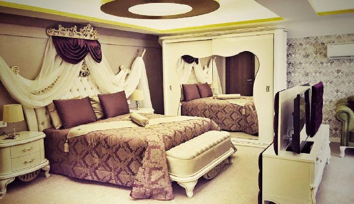 Royal Life Exclusive