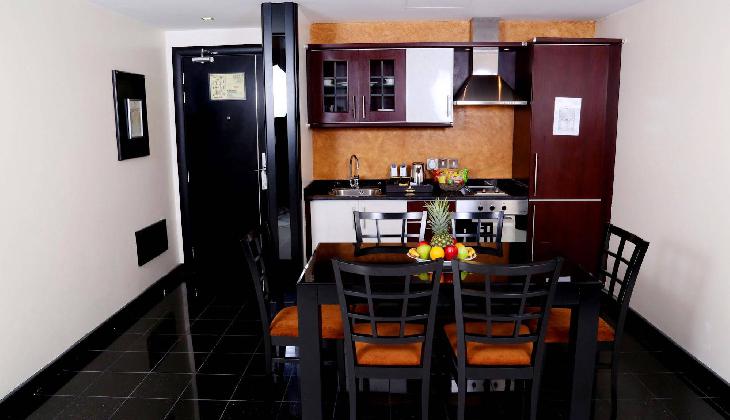 Royal Grand Suite Hotel