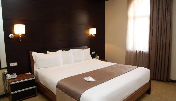 هتل باس بوتیک