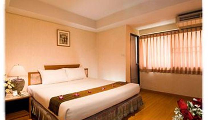 Win Long Place Hotel