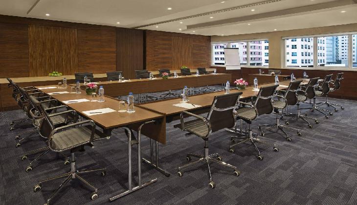 هتل و مجوعه اقامتی دابل تری بای هیلتون دبی - البرشا