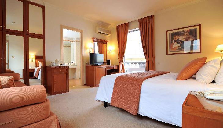 Athens Atrium Hotel & Jacuzzi Suites