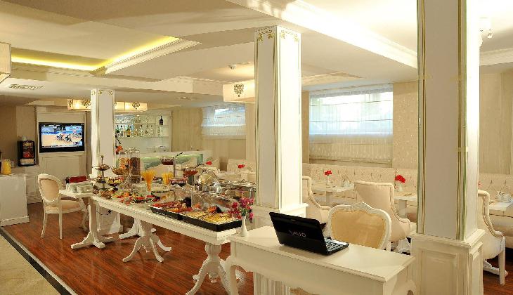 Albinas Hotel Old City