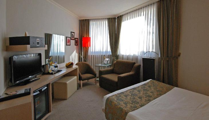 هتل بست وسترن ارسین تکسیم