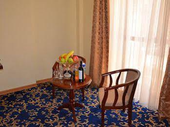 هتل رویال پلازا